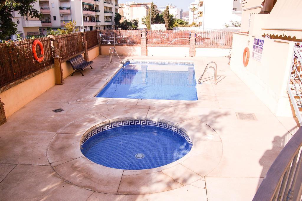 Apartamento Cala Bajo Nerja Exterior foto